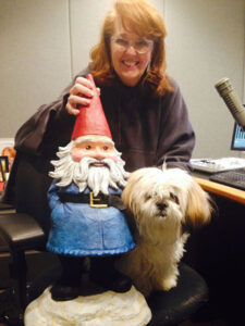 Travelocity Roaming Gnome with Vanna Fox & Cooper